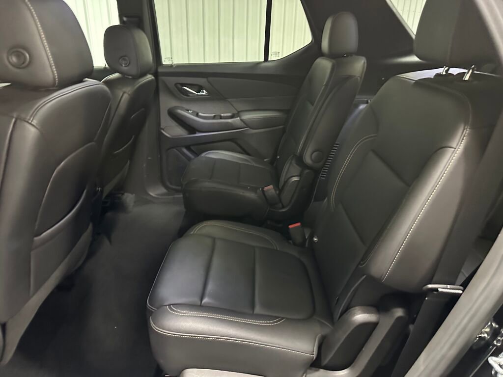 Used 2022 Chevrolet Traverse LT AWD/4WD image 10