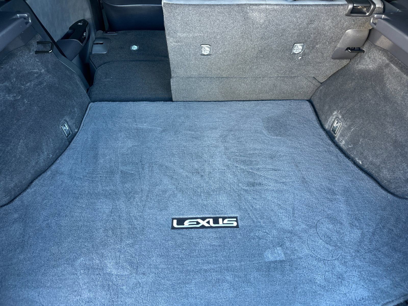 Used 2023 Lexus RZ 450e Premium w/ Technology Package image 16