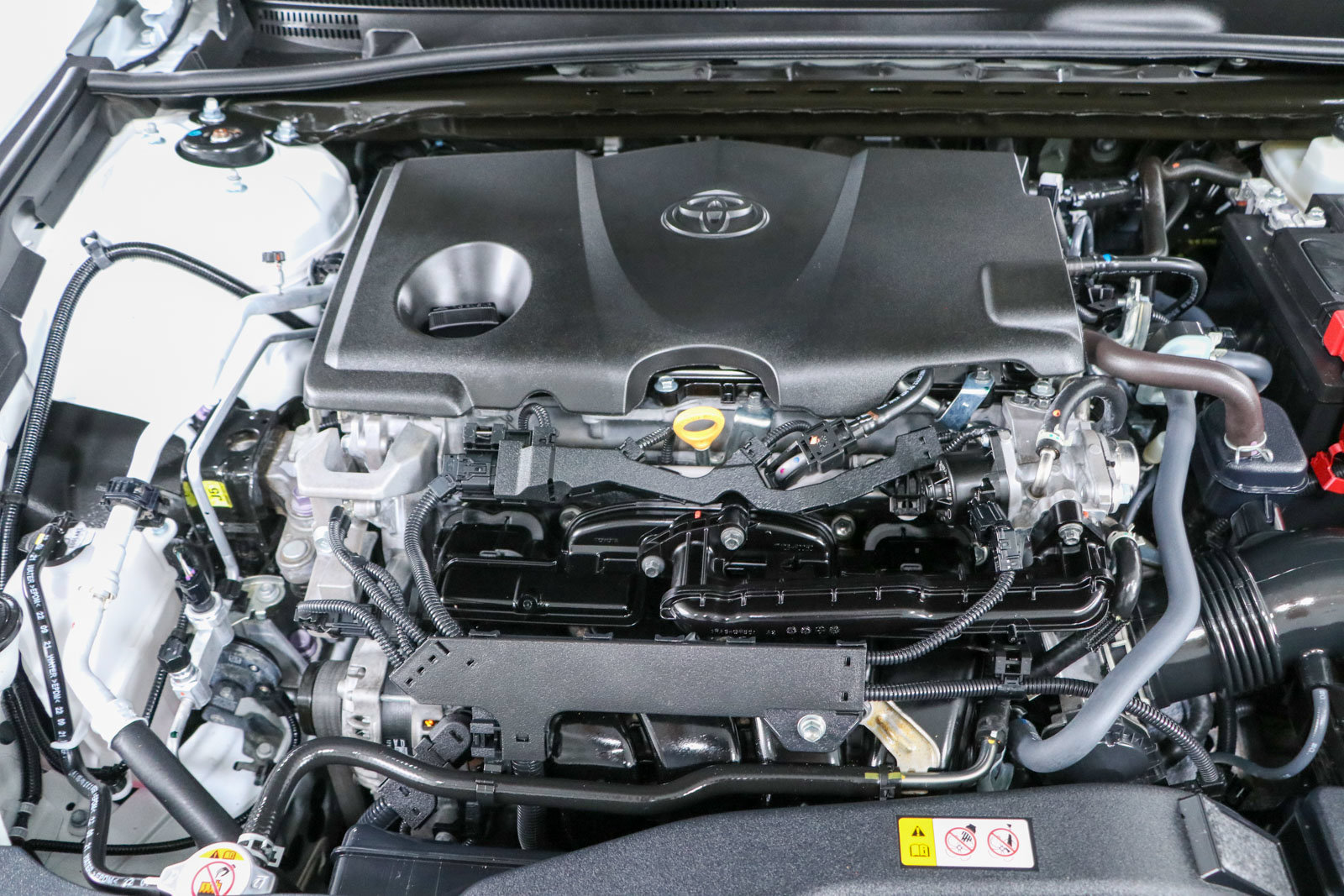 Used 2023 Toyota Camry XSE FWD image 28