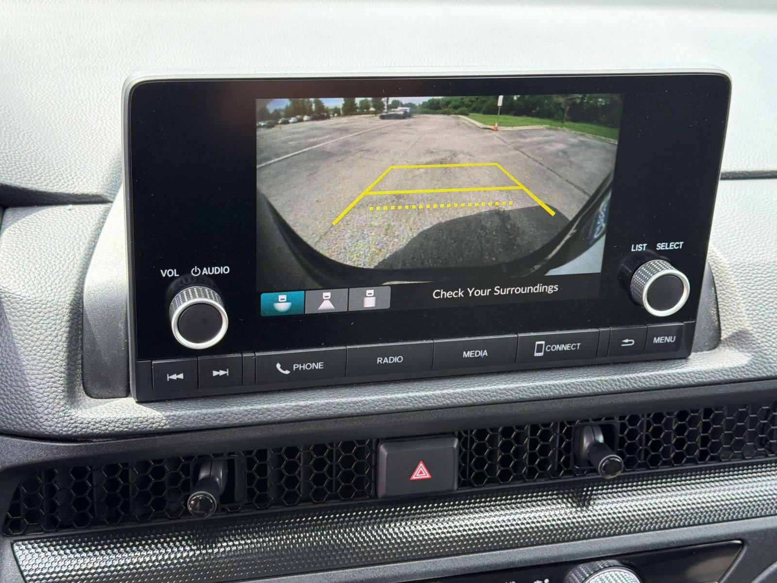 Used 2025 Honda CR-V LX image 19