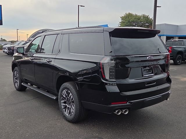 New 2026 Chevrolet Suburban Z71 w/ Comfort Package image 3