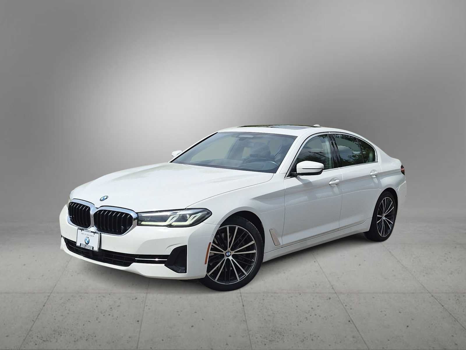 Used 2021 BMW 540i xDrive w/ Premium Package AWD/4WD image 1