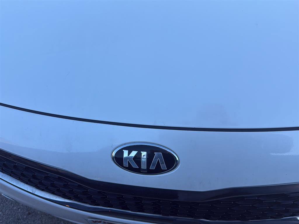 Used 2018 Kia Optima LX image 14