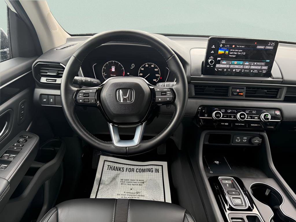 Certified 2025 Honda Pilot EX-L image 10