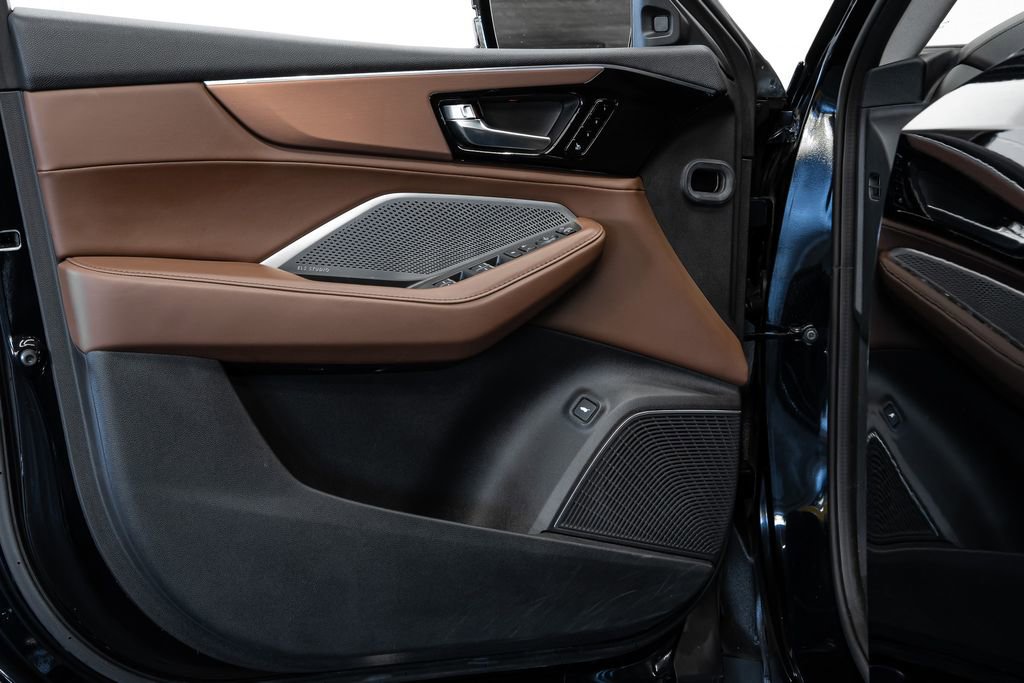 Certified 2023 Acura MDX FWD w/ Technology Package image 20