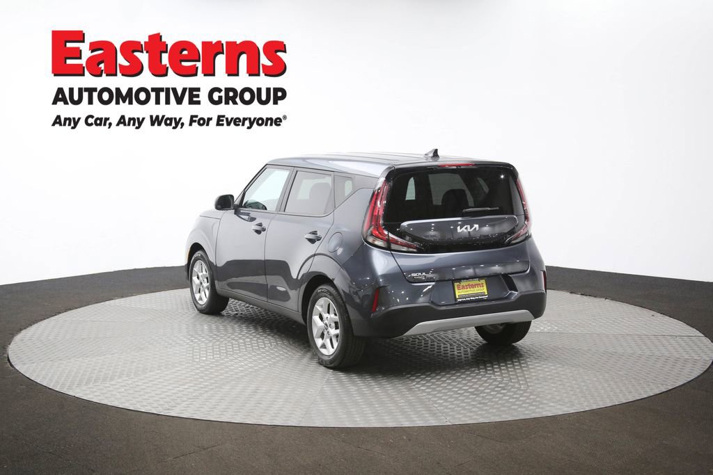 Used 2023 Kia Soul LX w/ LX Technology Package image 64