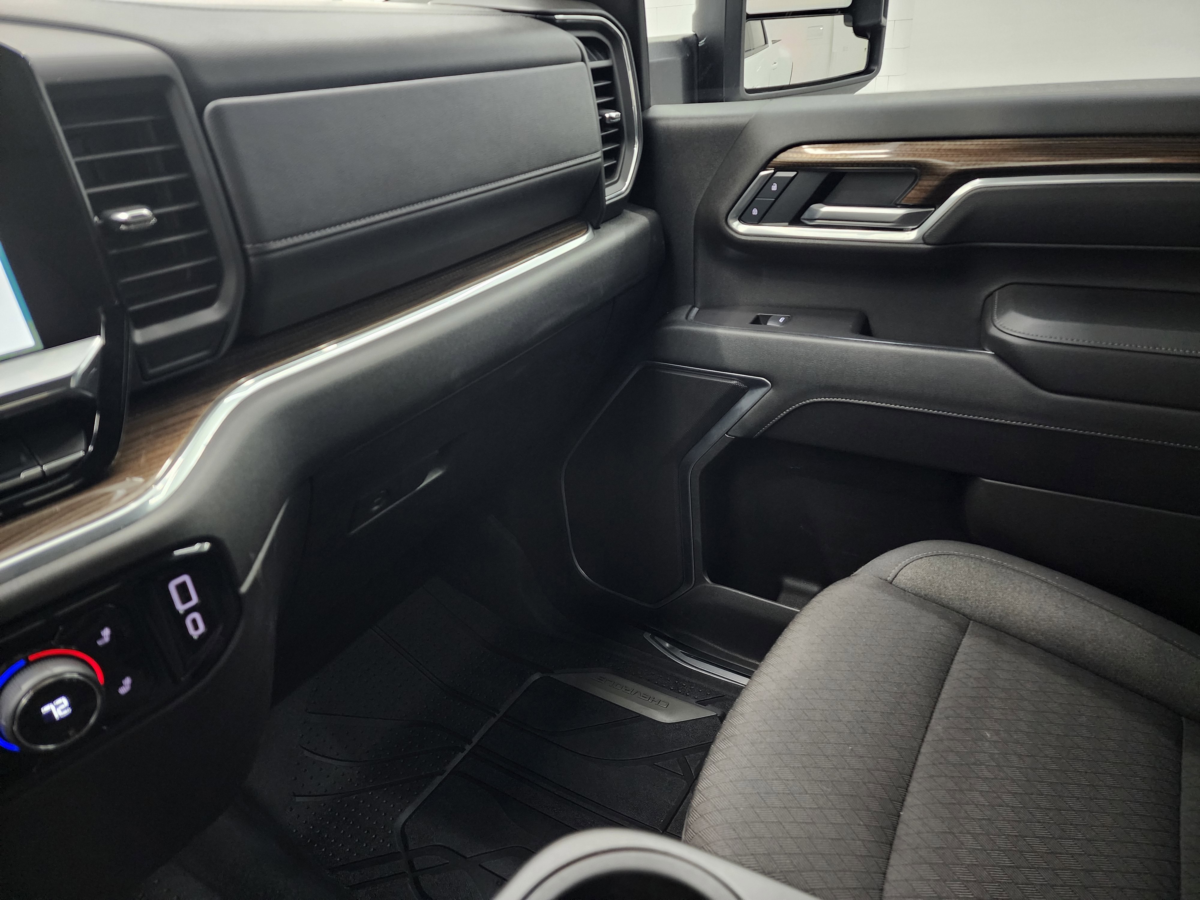 Used 2025 Chevrolet Silverado 3500 LT w/ All Star Edition image 12