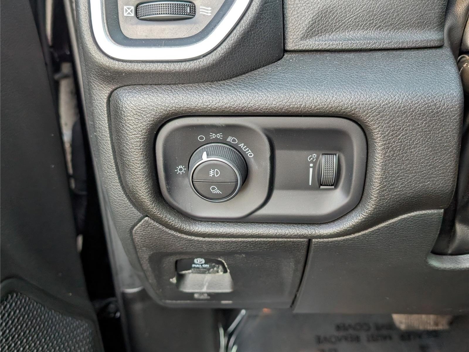 Used 2022 RAM 1500 Big Horn AWD/4WD image 19