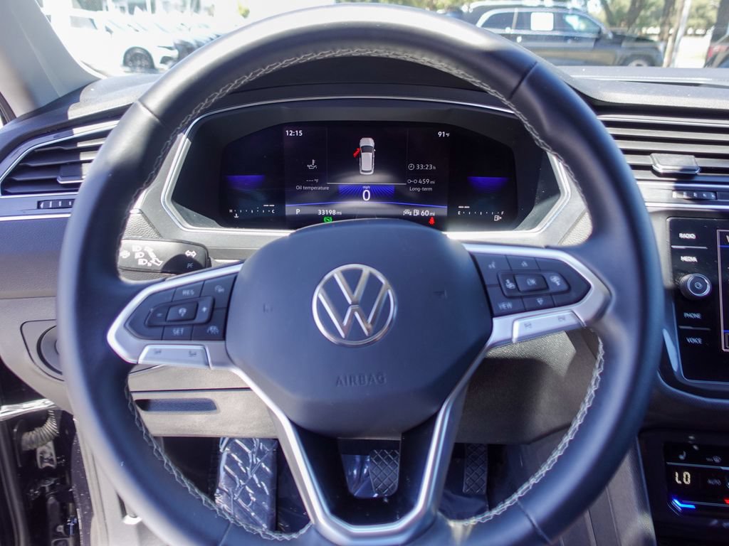 Used 2023 Volkswagen Tiguan SE FWD image 12