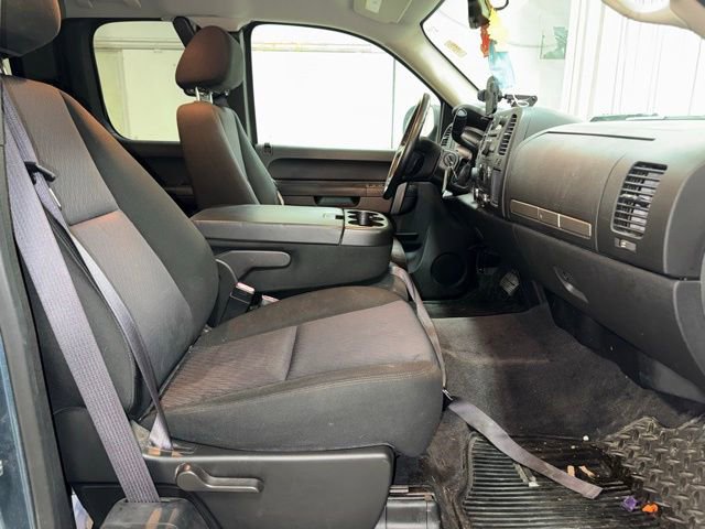 Used 2010 Chevrolet Silverado 1500 LT w/ Power Pack Plus AWD/4WD image 20