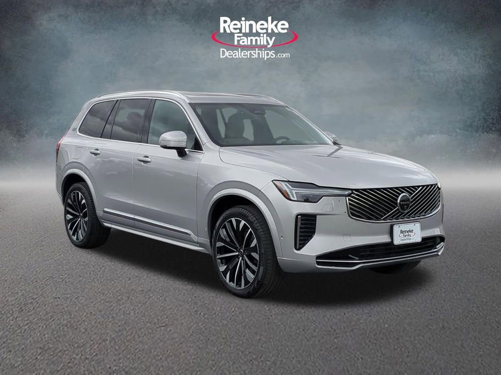 Used 2025 Volvo XC90 B5 Plus image 3