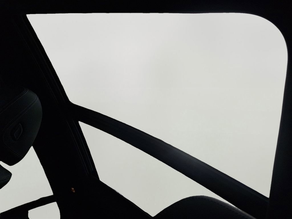 Certified 2023 BMW X4 xDrive30i w/ Premium Package image 15