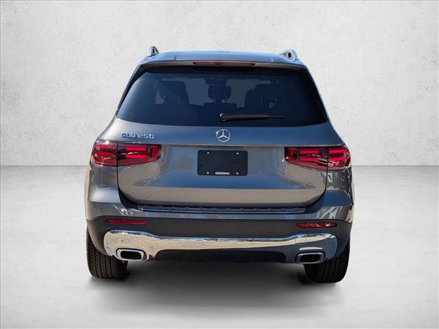 New 2026 Mercedes-Benz GLB 250 image 5