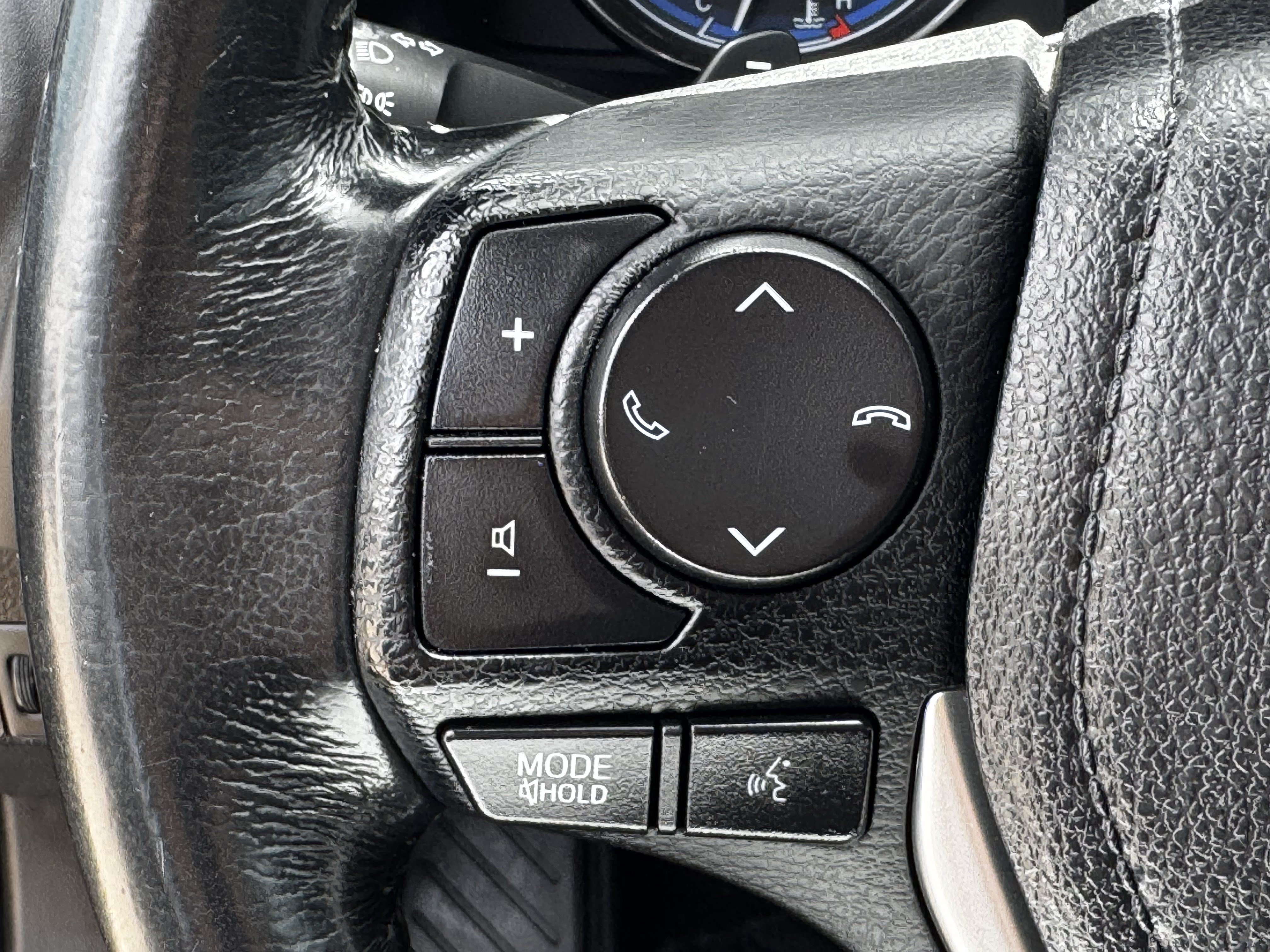 Used 2019 Toyota Corolla XSE FWD image 24