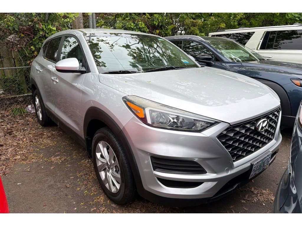 Used 2019 Hyundai Tucson SE w/ Cargo Package AWD/4WD image 2