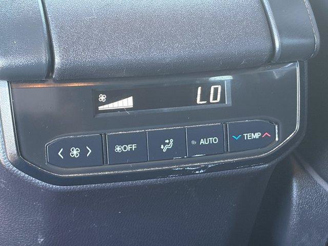 Used 2023 Toyota Highlander XLE FWD image 15