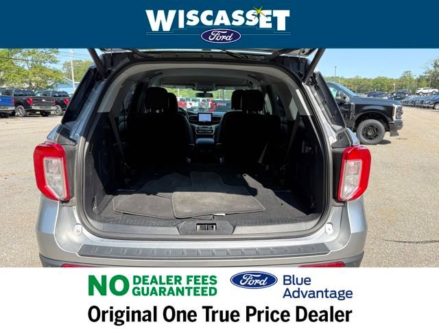 Certified 2022 Ford Explorer XLT w/ Equipment Group 202A image 12