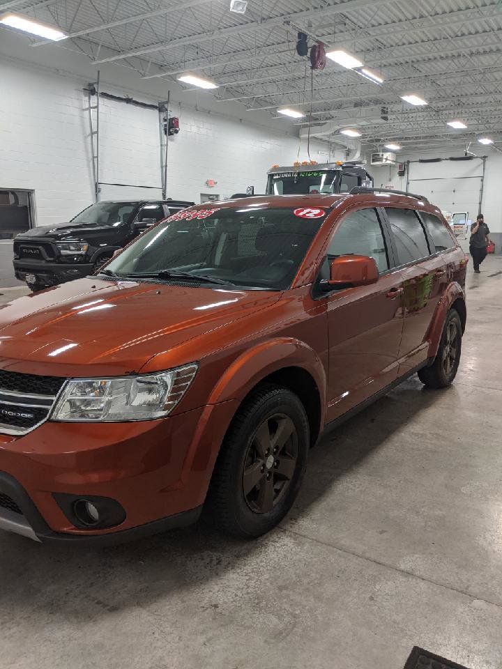 Used 2012 Dodge Journey SXT w/ Popular Equipment Group image 4