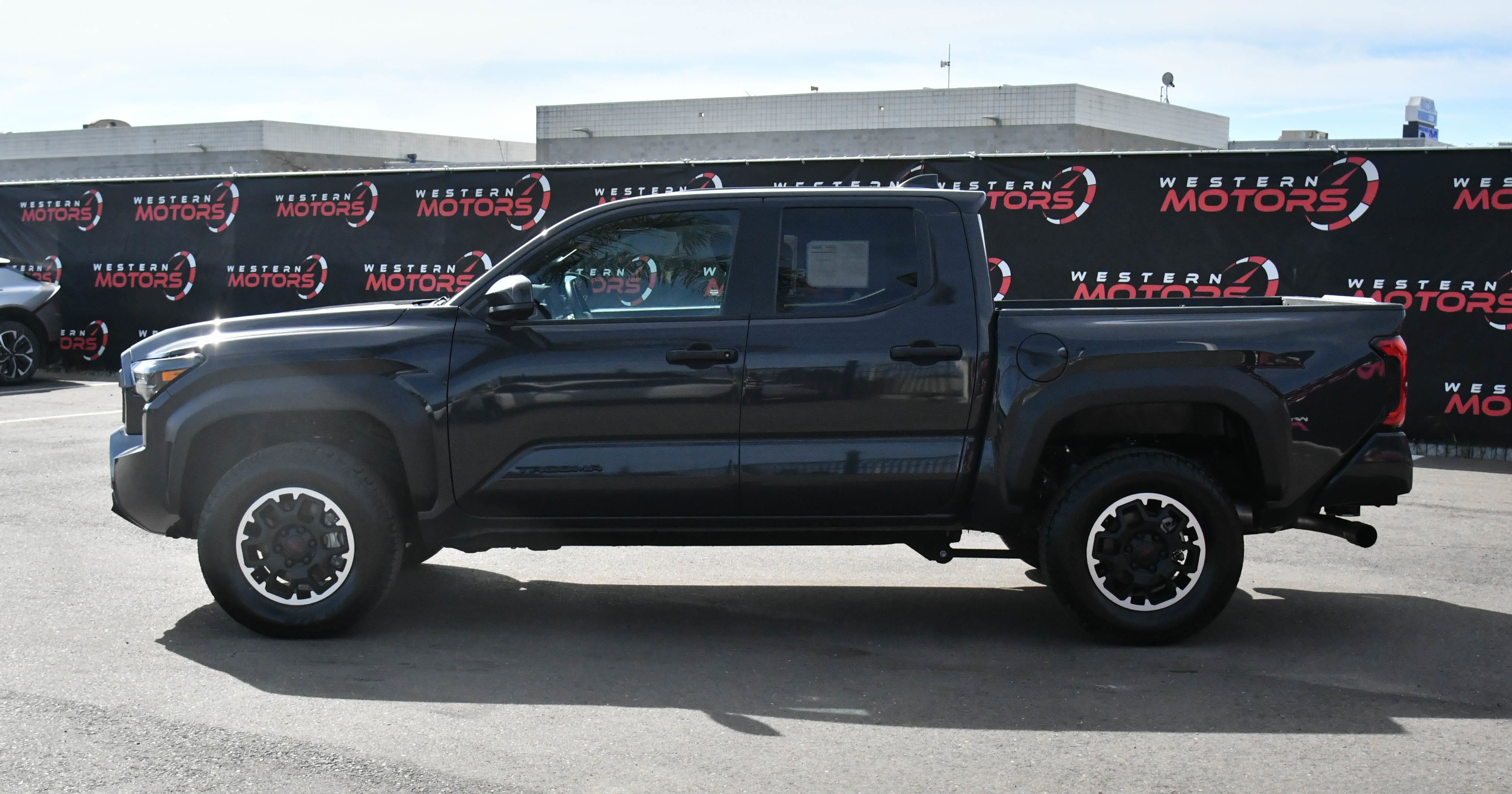 Used 2024 Toyota Tacoma TRD Sport image 4