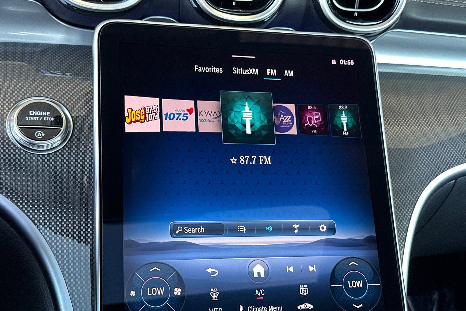 New 2025 Mercedes-Benz C 300 4MATIC Sedan image 34