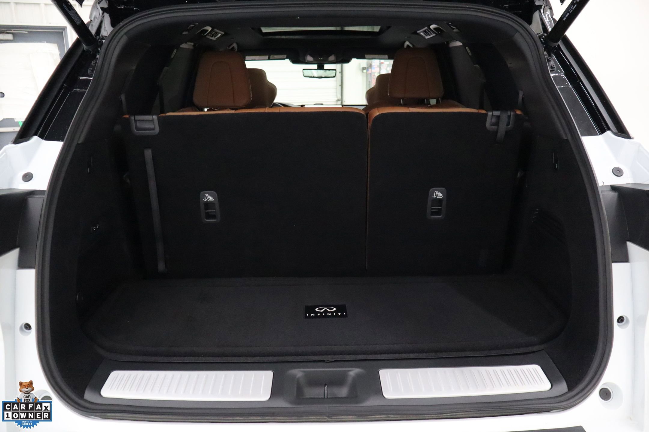 Used 2026 INFINITI QX60 Autograph w/ Dark Cargo Package image 29