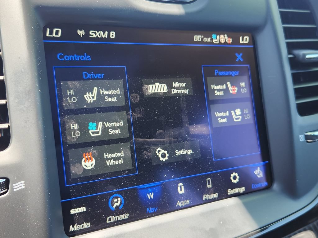 Used 2023 Chrysler 300 C RWD image 26