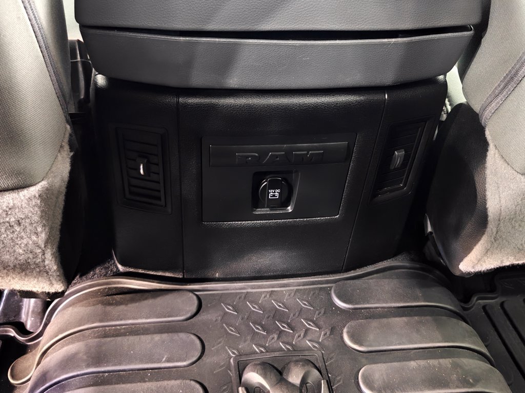 Used 2018 RAM 3500 SLT w/ Harvest Edition AWD/4WD image 33