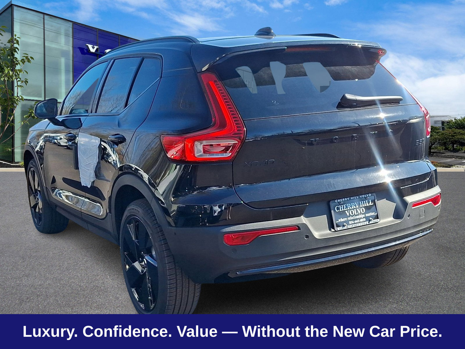 New 2026 Volvo XC40 B5 Ultra w/ Protection Package Premier AWD/4WD image 3