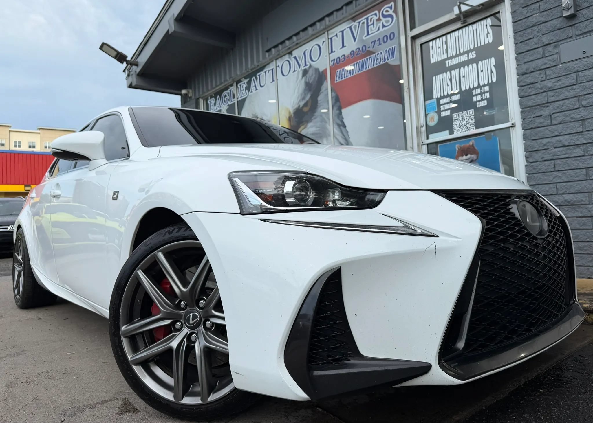 Used 2017 Lexus IS 200t F Sport w/ F Sport Package RWD image 1