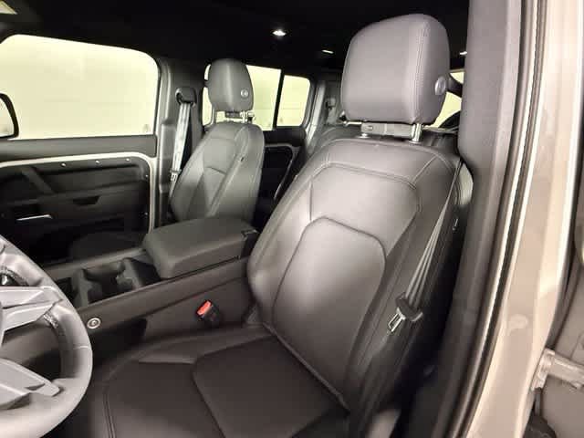 New 2026 Land Rover Defender 110 S AWD/4WD image 6