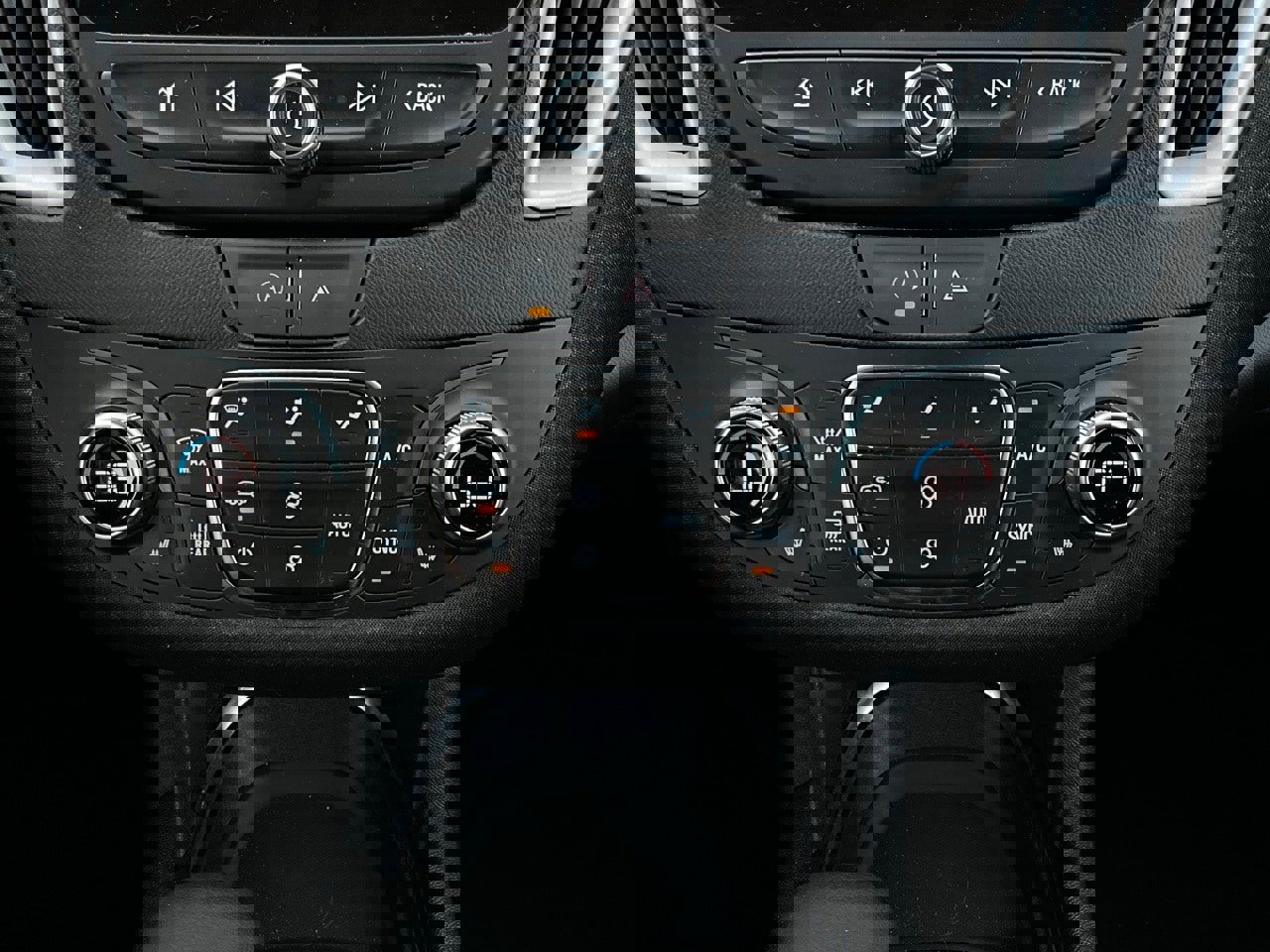 Used 2024 Chevrolet Malibu LT image 27