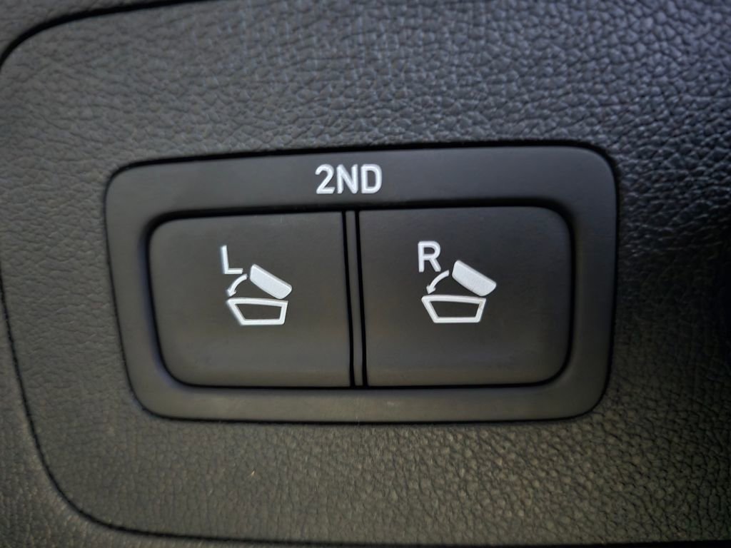 New 2026 Kia Sorento S image 18