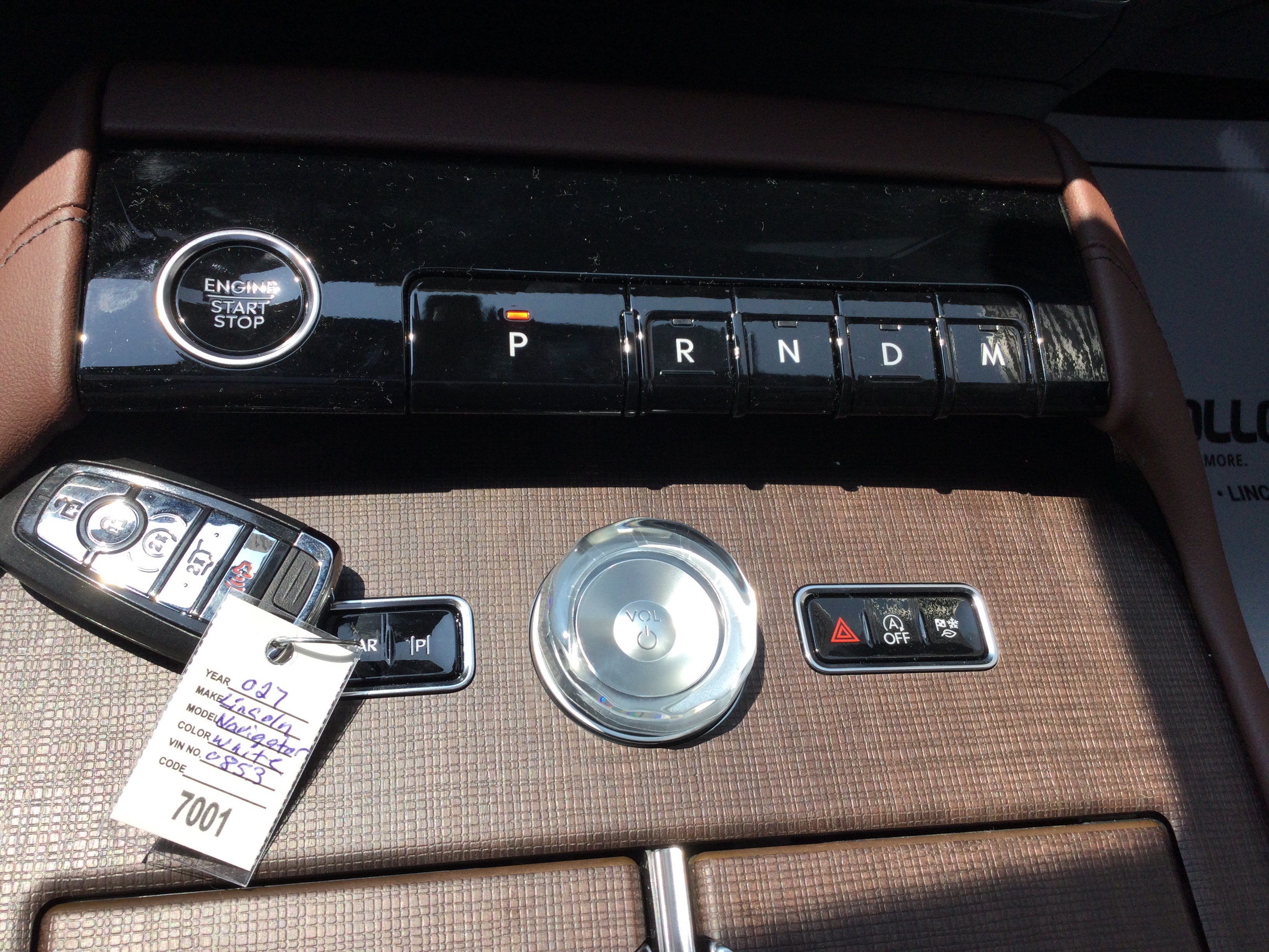 New 2027 Lincoln Navigator L Reserve AWD/4WD image 11
