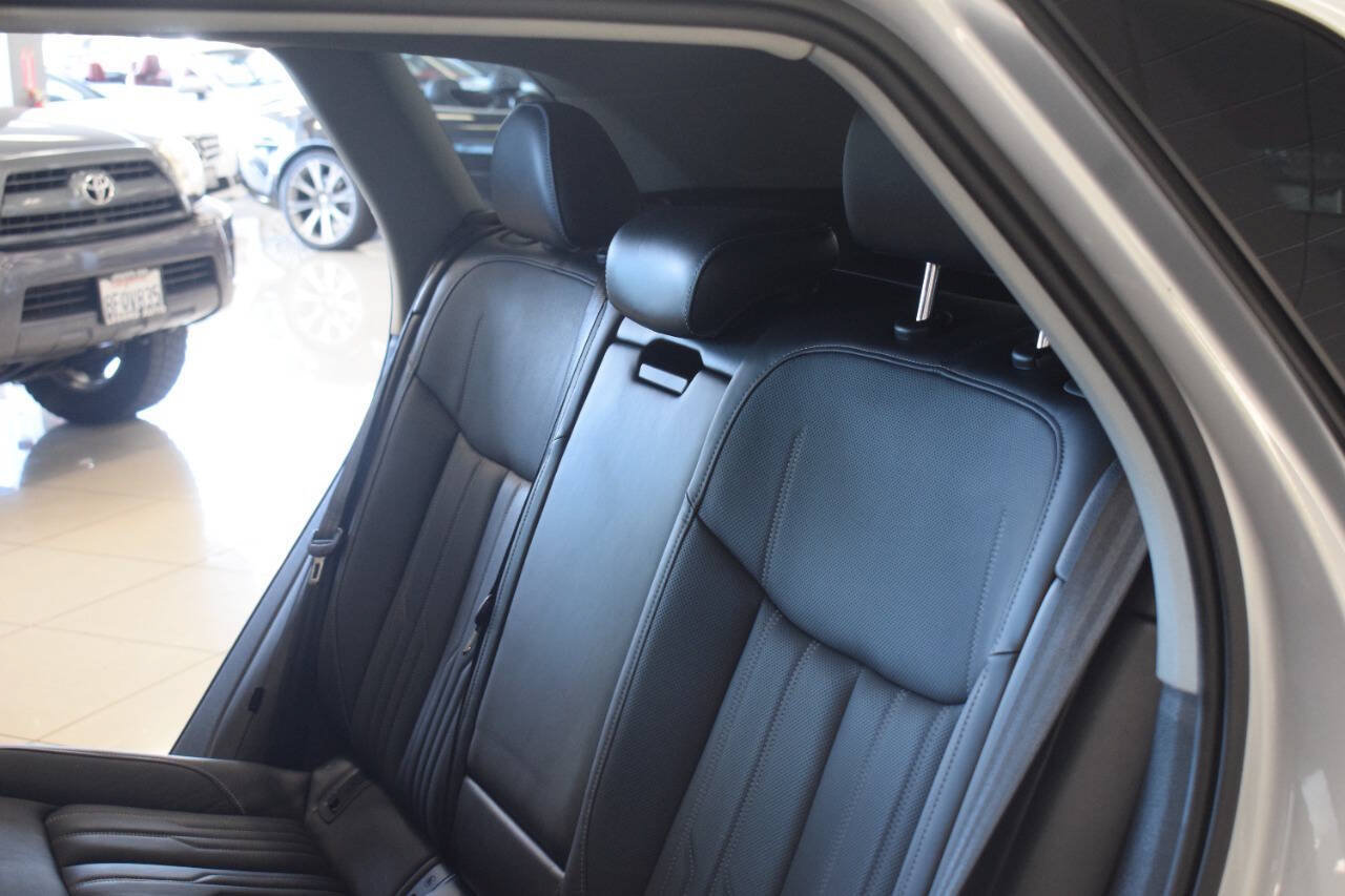Used 2019 Audi e-tron Prestige w/ Prestige Package AWD/4WD image 60