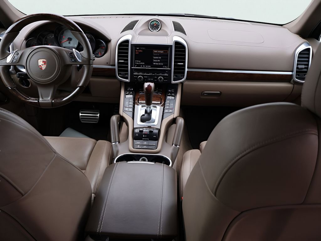 Used 2013 Porsche Cayenne S AWD/4WD image 14