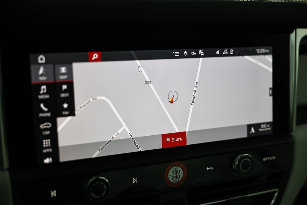 New 2026 Porsche Macan AWD/4WD image 41