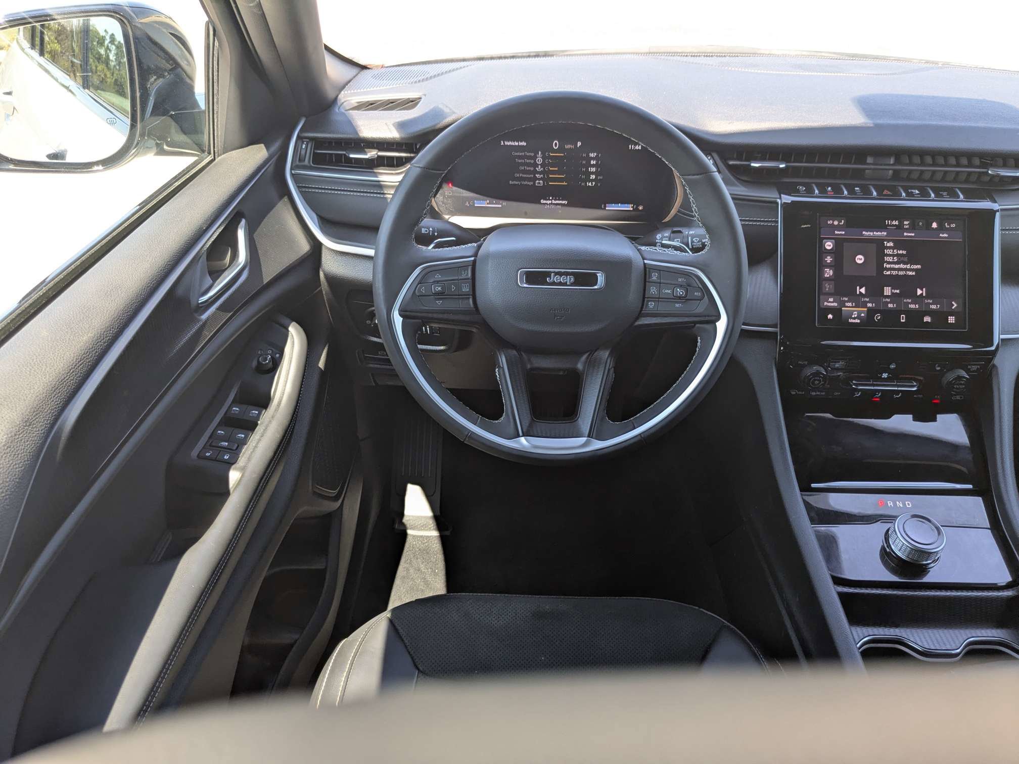Used 2025 Jeep Grand Cherokee Altitude AWD/4WD image 22