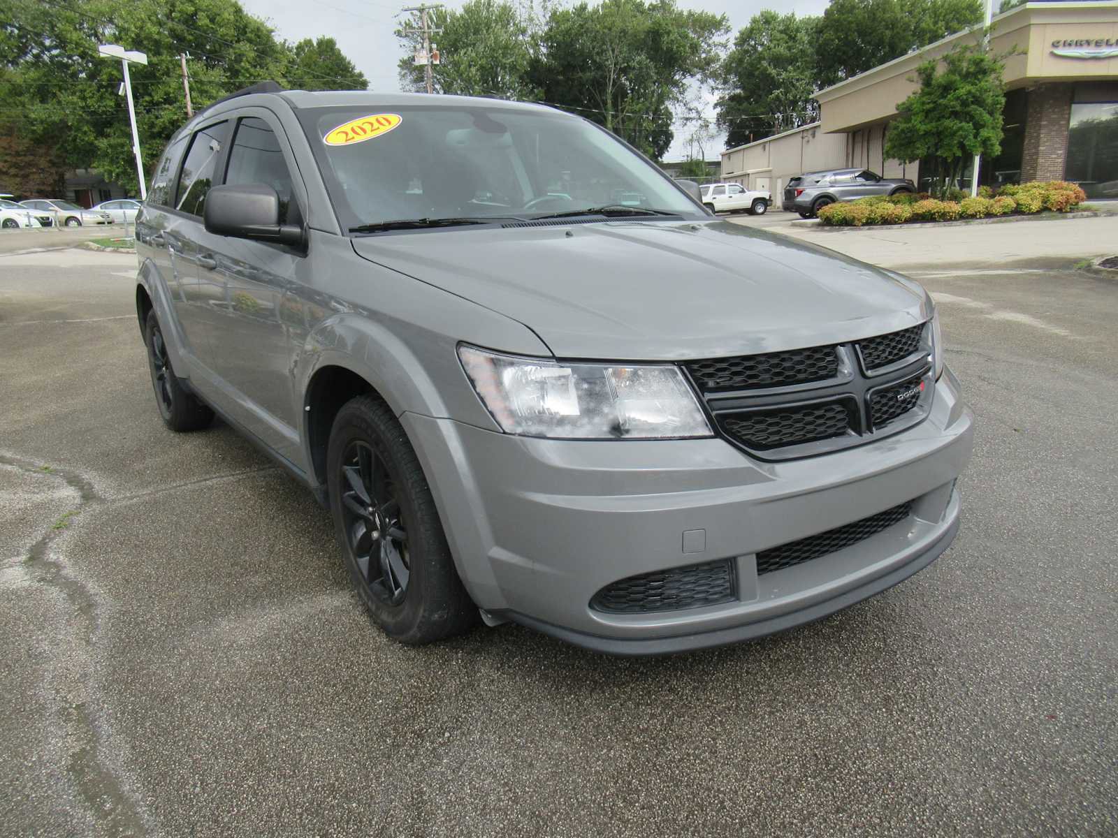 Used 2020 Dodge Journey SE w/ SE Popular Equipment Group image 9
