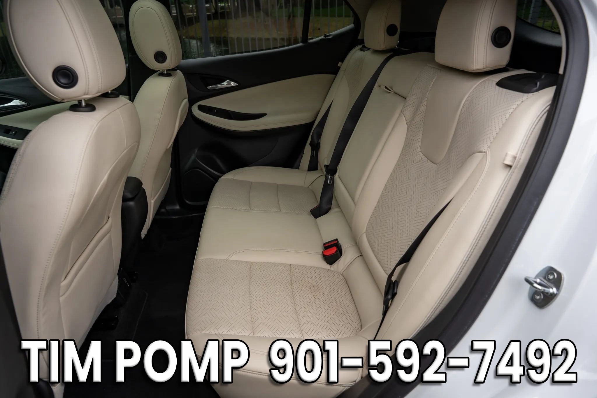 Used 2022 Buick Encore GX Essence w/ Advanced Technology Package FWD image 14