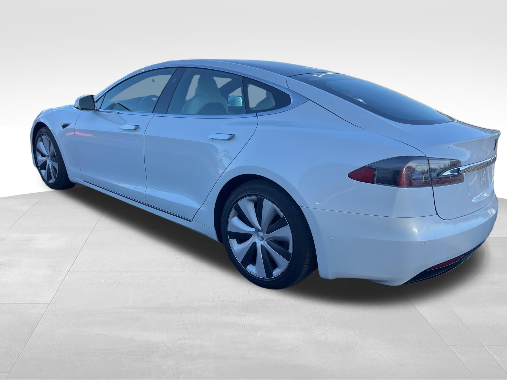Used 2020 Tesla Model S Long Range AWD/4WD image 7