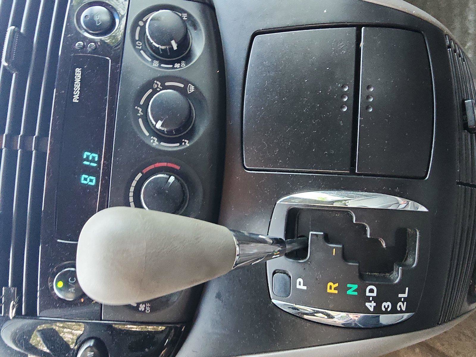 Used 2005 Toyota Sienna LE image 14