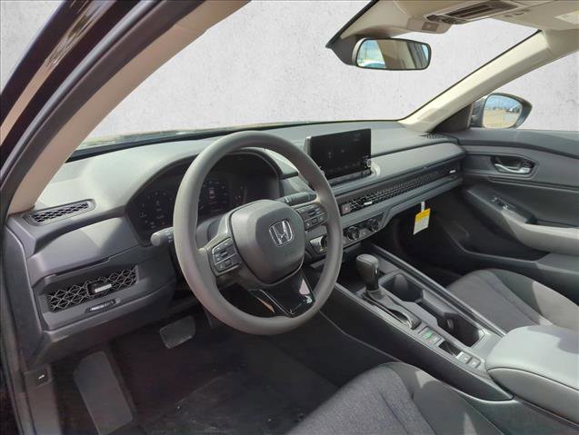 Certified 2025 Honda Accord SE image 3