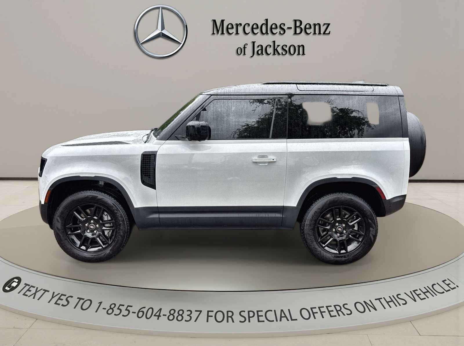 Used 2025 Land Rover Defender 90 S AWD/4WD image 2