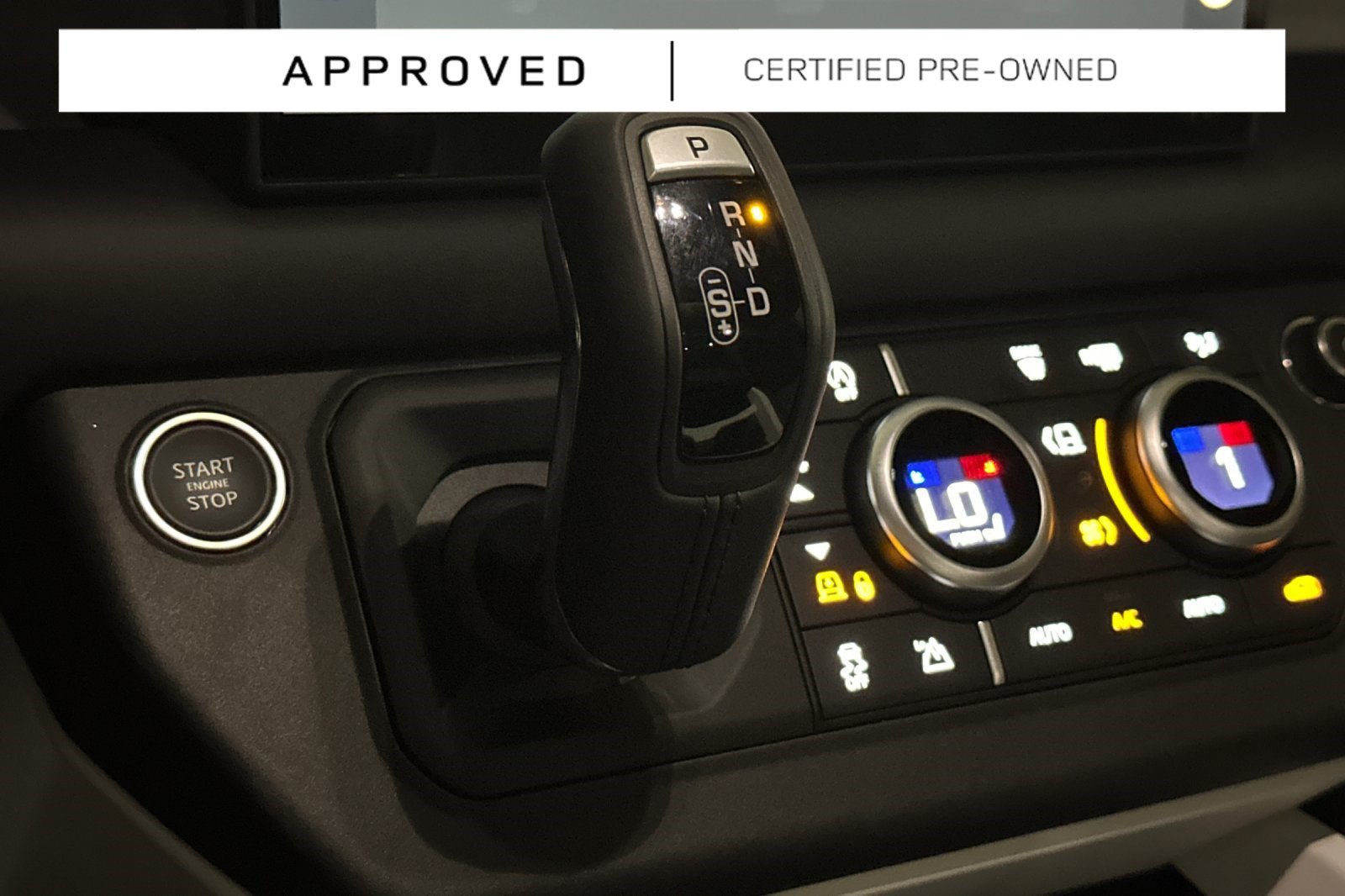 Used 2025 Land Rover Defender 130 X-Dynamic SE AWD/4WD image 17