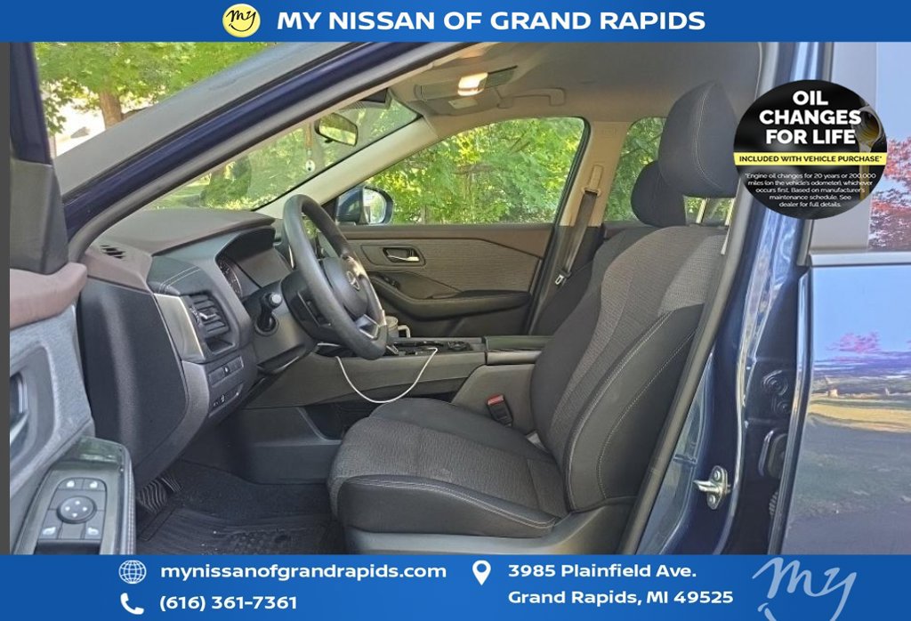 Used 2023 Nissan Rogue SV AWD/4WD image 44