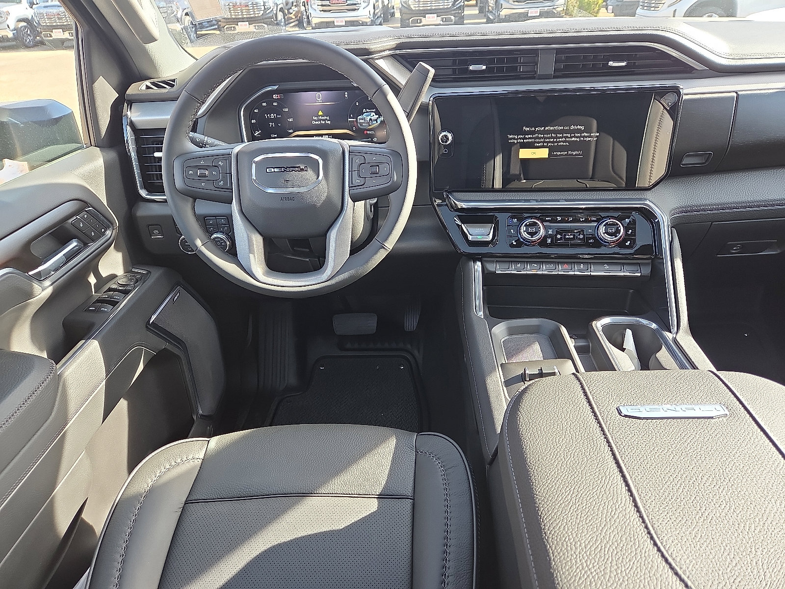 New 2026 GMC Sierra 2500 Denali w/ Denali Reserve Package image 9