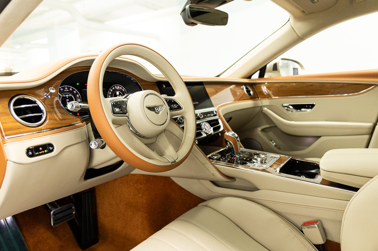 Certified 2026 Bentley Flying Spur V8 AWD/4WD image 29