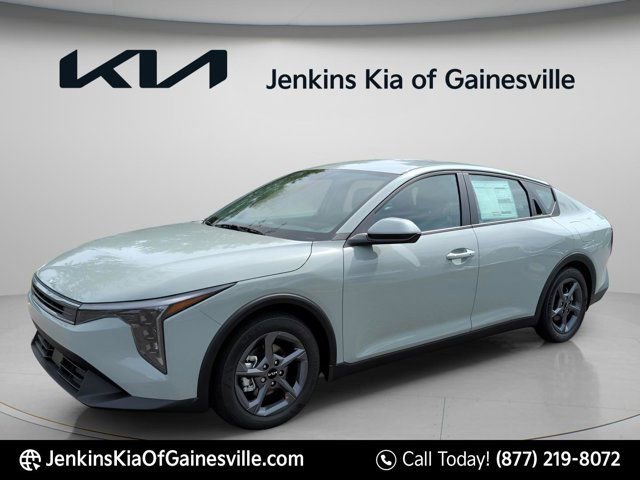 New 2026 Kia K4 FWD image 10