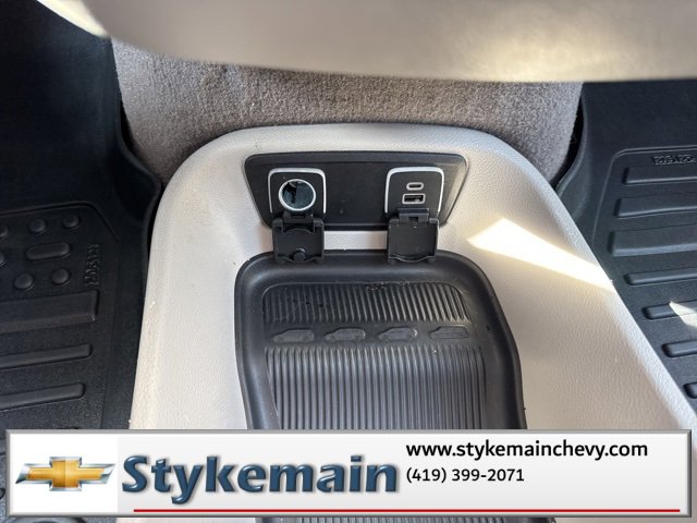 Used 2021 Chrysler Pacifica Touring-L w/ Uconnect Theater Family Group image 56