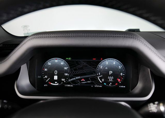 Used 2025 Land Rover Defender 110 S image 18